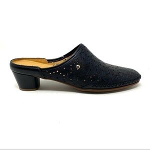 PIKOLINOS GOMERA W6R-5810 black leather slip on dress mules